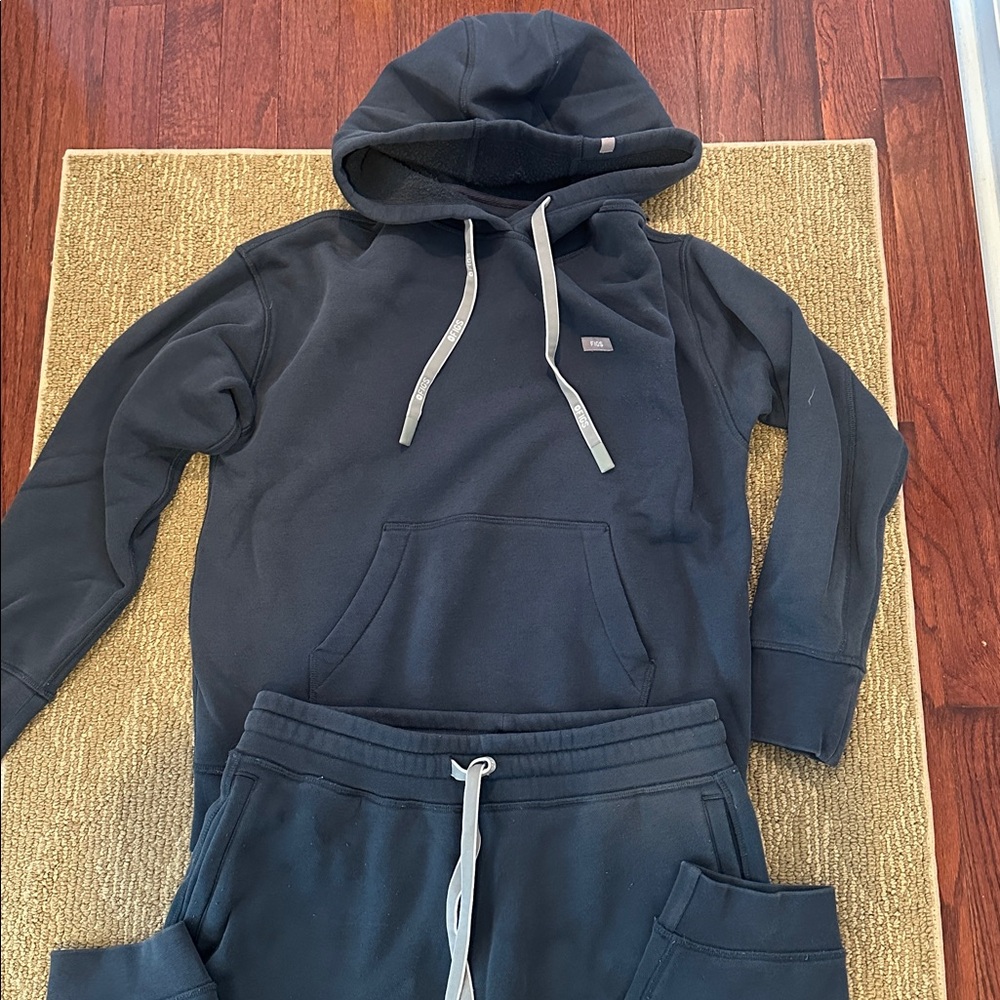 Figs navy blue sweat set